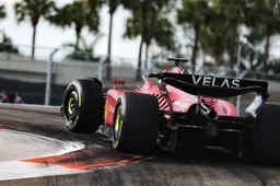 '2022 cars reveal difference between Sainz and Leclerc'
