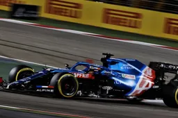 Alonso retired because of a stray sandwich bag