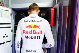 Filha de Kelly Piquet consola Max Verstappen após classificação dramática