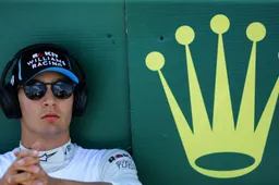 Russell ziet voordelen van rijden in slechte Williams: "Je leert veel meer"
