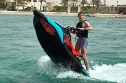 Max Verstappen maakt zich klaar voor ''natte'' race in Bahrein