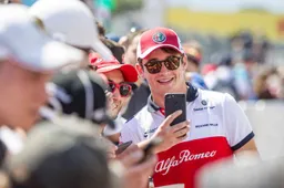 GERUCHT: "Leclerc vervangt Raikkonen bij Ferrari in 2019