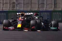 Verstappen open over frustrerend moment: "Voor mij was dat geen racen meer"