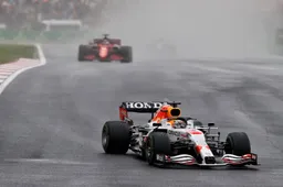 Title battle Hamilton and Verstappen continues: 'Exciting until the last race'