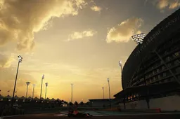 Uitslag VT2: Verstappen P4, Vettel kapotte versnellingsbak!