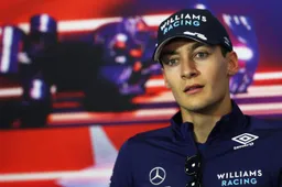 Russell is nog niet bezig met Mercedes: 'De band met Hamilton is niet veranderd'