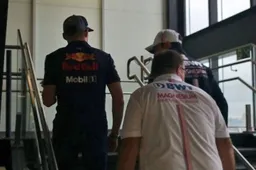 Verstappen en Ocon schudden elkaar de hand