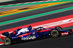 Honda basht McLaren op social media