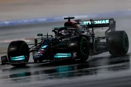Mercedes krijgt gelijk: 'Dan was Hamilton nog verder teruggevallen'