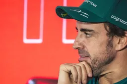 Alonso echa de menos a Stroll durante los entrenamientos de F1: "Espero que pueda volver pronto