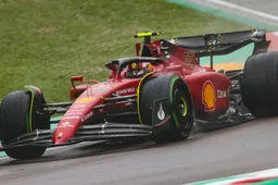 Sainz causes second red flag with crash in Q2 Imola