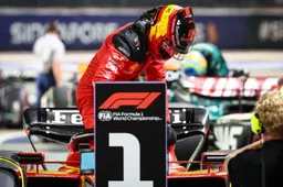 Risultati qualifiche GP Singapore | Sainz in pole, Red Bull in lacrime
