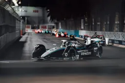 Formule E-coureur maakt zich zorgen: ‘Willen hier niet ook dominantie Mercedes’
