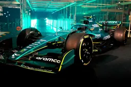 Aston Martin presents AMR22 with slick clip
