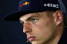 Verstappen explains how he broke his front wing!
