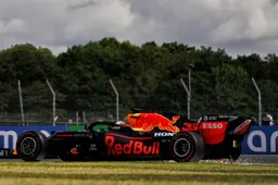 Verstappen: "You saw right away that Mercedes is way too fast here"
