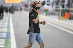Schumacher refuses to answer journalist's question