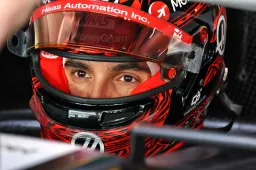 Problem during Haas' shakedown: Ocon has visible damage on the VF-25