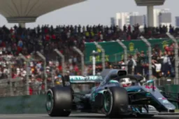 Lauda: Hamilton will remain at Mercedes