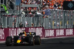 Hoe laat is de Grand Prix van Hongarije met Verstappen?