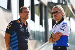 La VCARB dà il benvenuto a Lawson dopo aver dato l'addio al "gentiluomo Ricciardo".