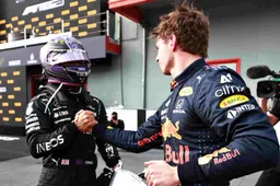 Grosjean full of praise: "You will never see Verstappen struggling"