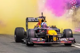 Red Bull Racing llena el fin de semana libre con Showrun en Mumbai