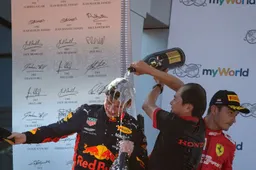 Honda raakt niet uitgepraat over Max Verstappen: "Is hij echt pas 21?"