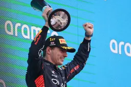 Verstappen ziet andere concurrenten: 'Wij zijn de stabiele factor'