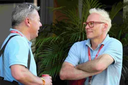 Villeneuve uit kritiek op F1-coureur: "Wat hij deed was gewoon dom"
