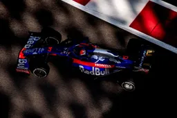 Daniil Kvyat's former Toro Rosso sold for a high price