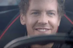 Video: Vettel scheurt met de nieuwe LaFerrari Aperta!