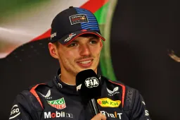 Verstappen ontwijkt vraag over padel-sessie met Norris: 'Samen gespeeld'