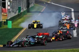 Ricciardo: "I'm going to smile because it's way too early to be disappointed"