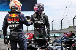 'Door intense strijd zullen Verstappen en Hamilton om beurten fouten maken'