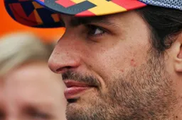 Sainz opgelucht: “Toen ik de pitstraat verliet wist ik zeker dat het leuk werd"