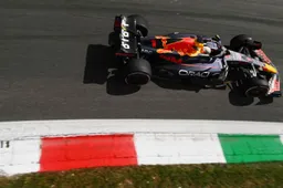 Verstappen komt vanwege Norris niet verder dan P5 tijdens VT1 op Monza