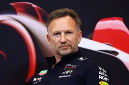 Horner cynisch: ‘Wolff kan Jos Verstappen in de Mercedes zetten’