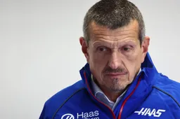Steiner dolblij: "Het team laat zien hoe we in elkaar zitten"