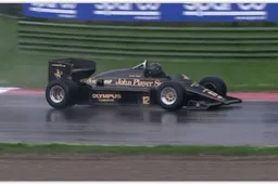 Héérlijke beelden en geluiden van de Lotus 97T!