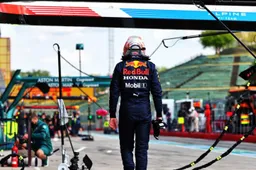 Verstappen: "Het was niet makkelijk om de auto terug naar de pits te krijgen"