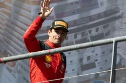 Leclerc defende permanência de Sainz na Ferrari: "Espero que fique"