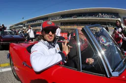Giovinazzi profiteert van crashende Ferrari's: "Maar blijft jammer voor het team"
