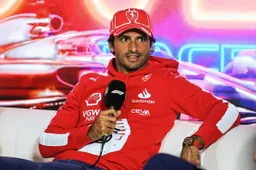 Watch: Carlos Sainz hits something on track which ends FP1 session early