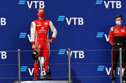 Ferrari director: "We will be trying very hard to give them that chance"