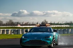 Aston Martin en Mercedes delen de eer: 'Deze wagens moeten vooral snel zijn'
