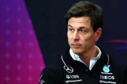 McLaren excel: Is Toto Wolff looking at McLaren with envy?