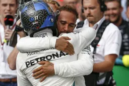 Wolff: 'Valtteri had het zwaar in de zomer'