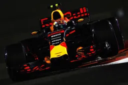 Samenvatting VT2 Abu Dhabi: baanrecord voor Lewis, Verstappen P6