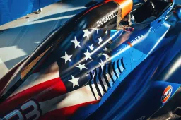 US flag on Williams race car for US GP